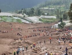 Pompa Bertekanan Tinggi Jadi Andalan Diskarmatan Kota Bandung Cari Korban Longsor Cisarua