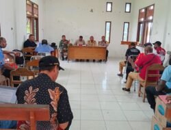 Kapolsek Bonggo Hadiri Penyelesaian Dokumen Penetapan Batas Administrasi Kampung Tarawasih Marenggi