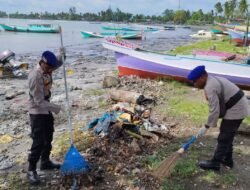 Ciptakan Lingkungan Bersih dan Sehat, Sat Polairud Sarmi Gelar Kerja Bakti Pesisir