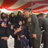 Tangis Haru Iringi Pemakaman Mayor Zulmi, Prajurit Berprestasi TNI