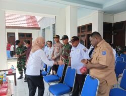 Sarmi Salurkan Bantuan Pangan untuk Ribuan Warga