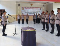 Kapolres Sarmi Pimpin Upacara Sertijab Kasat Resnarkoba, Kasat Samapta dan Kapolsek Pantai Barat