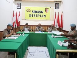Penegakan Disiplin Internal, Dua Anggota Polres Sarmi Jalani Sidang Disiplin
