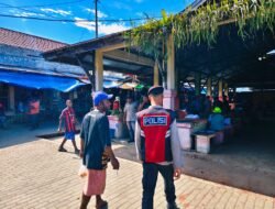 Patroli Rutin Sat Samapta Polres Sarmi Jaga Stabilitas Kamtibmas di Pasar Sentral Mararena