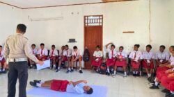 Tanamkan Budaya Tertib Berlalu Lintas Sejak Dini, Satlantas Polres Sarmi Edukasi Siswa SD Kasukwe