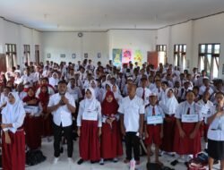 Cegah Penyalahgunaan Narkoba Sejak Dini, Satresnarkoba Polres Sarmi Edukasi Pelajar SMP Negeri 1 Sarmi