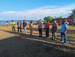 Semarak Gebyar Merdeka, Satpolairud Polres Sarmi Pererat Kebersamaan Bersama Masyarakat Pesisir