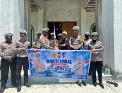Semarak Hari Lalu Lintas Bhayangkara ke-71, Sat Lantas Polres Sarmi Hadir Bersihkan Masjid Nurul Ikhsan