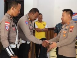Potong Tumpeng HUT Lalu Lintas ke-71, Kapolres Sarmi: Tetap Profesional dan Solid Layani Masyarakat