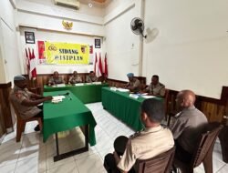 Polres Sarmi Gelar Sidang Disiplin, Dua Anggota Dijatuhi Sanksi atas Pelanggaran Meninggalkan Tugas