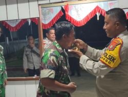 Semarak HUT TNI ke-81, Kapolsek Bonggo Berikan Kejutan kepada Danramil 1712-06 Bonggo