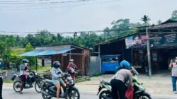 Antisipasi Dampak Kabut Asap Karhutla Papua Nugini, Sat Lantas Polres Sarmi Bersinergi dengan BPBD Bagikan Masker